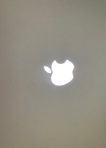 Apple Mor MacBook Air Dizüstü Bilgisayar