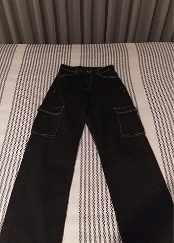 34 Beden siyah Renk Bershka jean