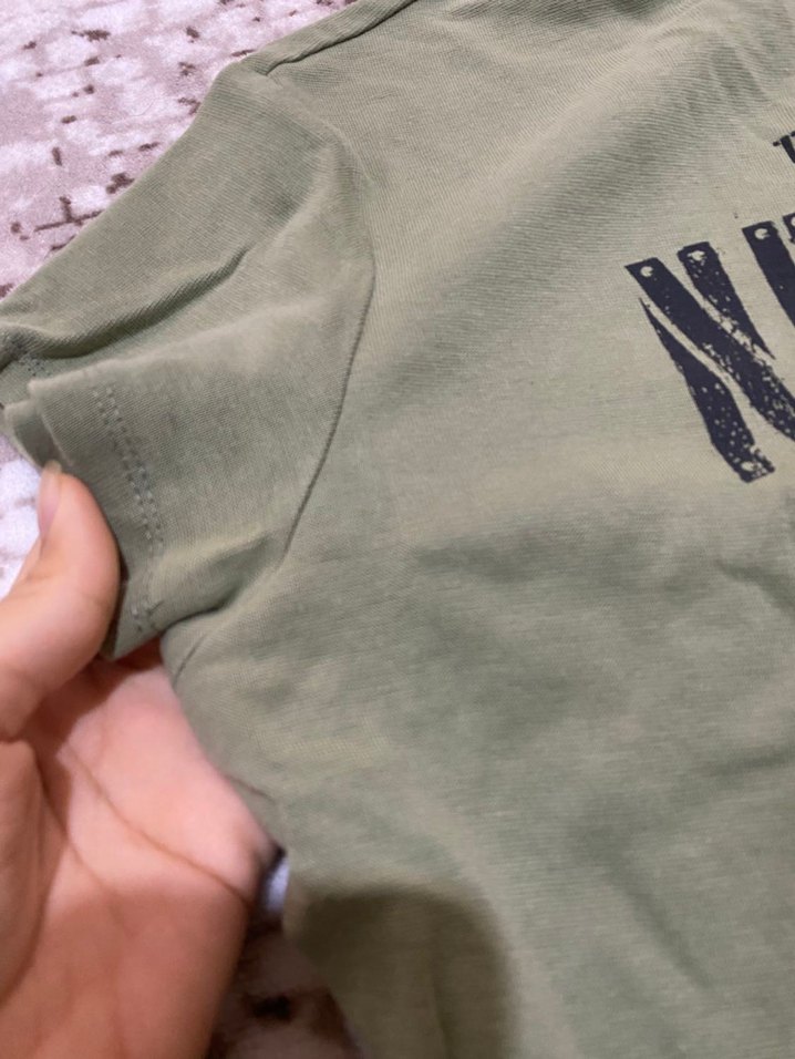 Yeşil Baskılı Crop Kadın Tişört - Görsel 3