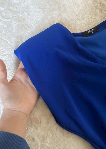 Vatkalı V Yaka Kadın Abiye Elbise - Görsel 4