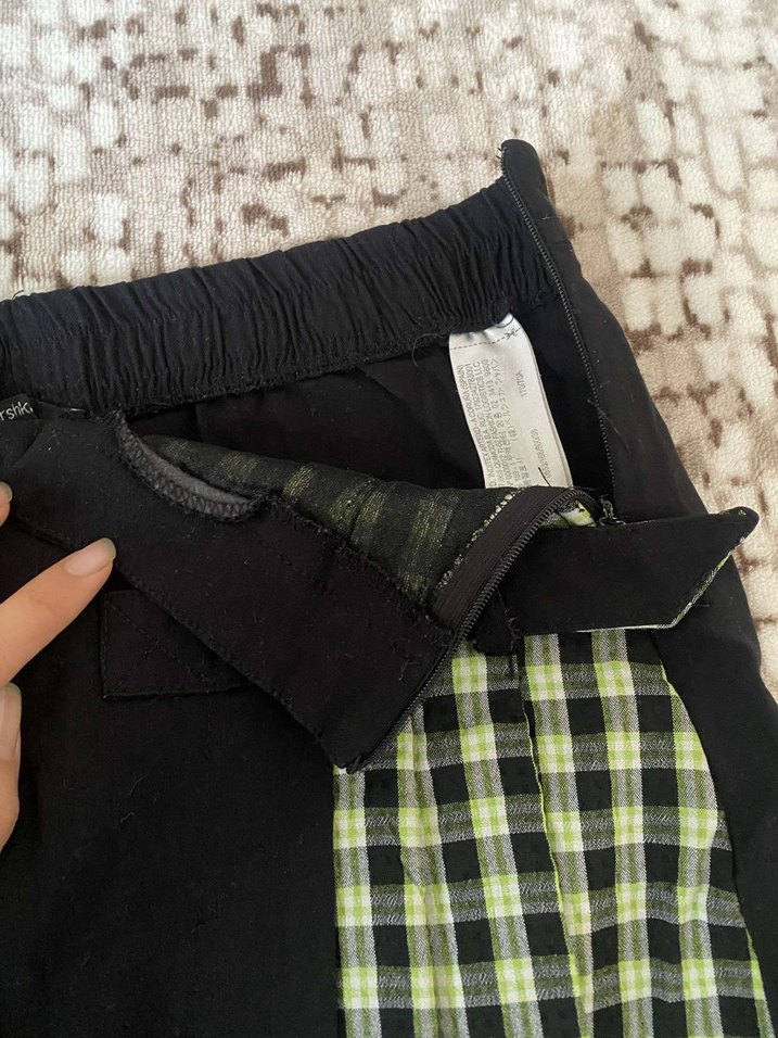 Bershka Ekose Desenli Şortlu Mini Etek - Görsel 4