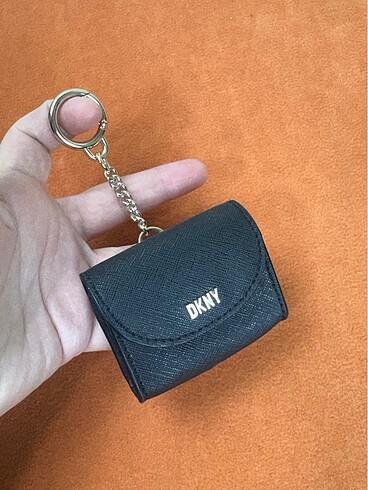 Orijinal DKNY airpods kulaklık kılıfı