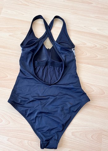 Penti Desenli Spor Kadın Mayo - Görsel 3