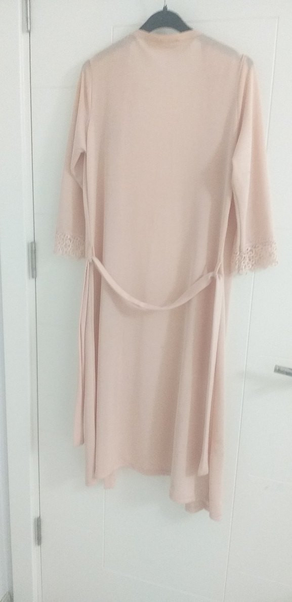 Nakış Detaylı Uzun Bej Kadın Sabahlık - Görsel 4