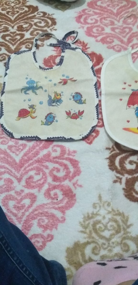 Renkli Baskılı Bebek Önlüğü - Görsel 4