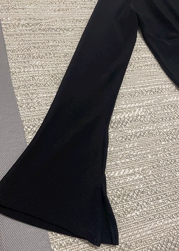 Düğmeli Siyah Uzun Kollu Gömlek - Görsel 3