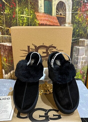 UGG FUNKETTE SLİPPERS 