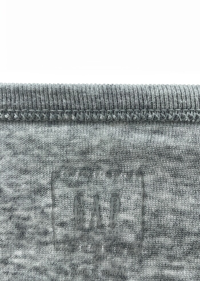 Gap T-shirt %70 İndirimli. - Görsel 4