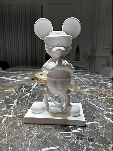 Mickey Mouse Biblo Heykel