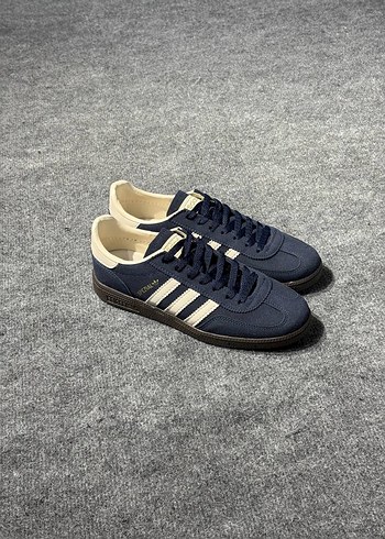 Adidas Spezial