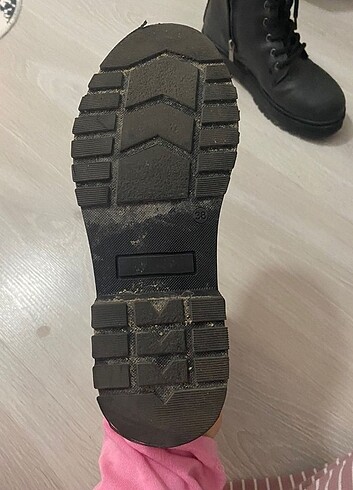 Zara Siyah kışlık bot