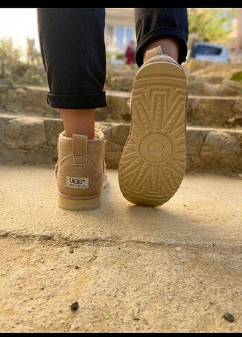 Ugg Ugg Bej Bot