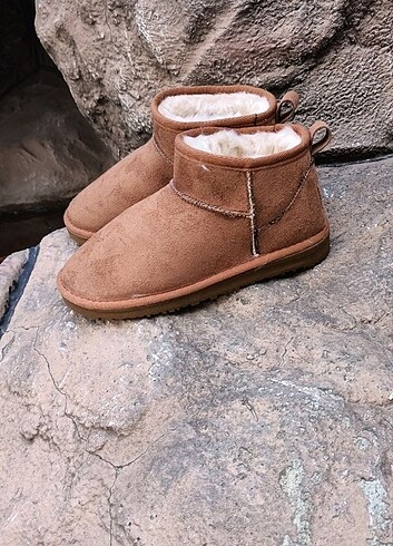 39 Beden Ugg Tazz Taba Bot