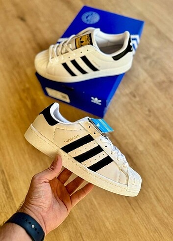 Adidas Superstar 