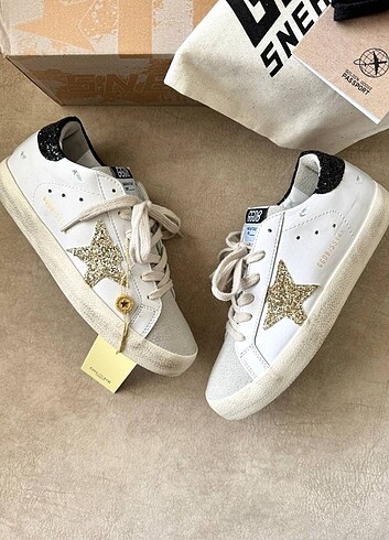 Golden Goose Deluxe 