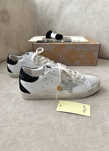 Golden Goose Deluxe Golden Goose Deluxe