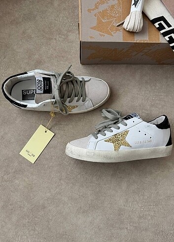 40 Beden Golden Goose Deluxe