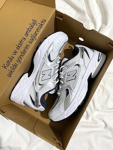 New Balance 530