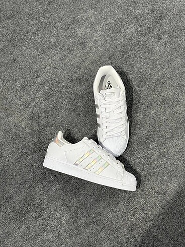 Adidas Süperstar