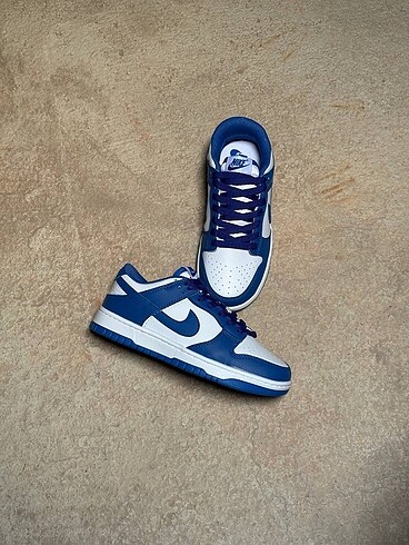 Nike Dunk Low