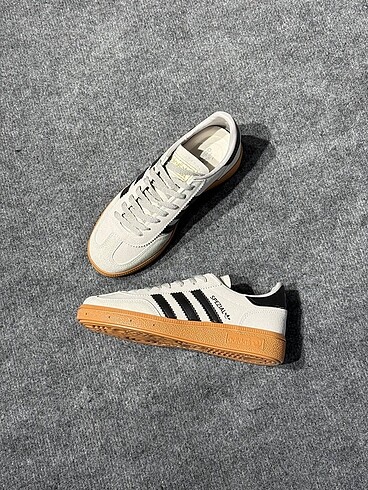 36 Beden gri Renk Adidas Spezial