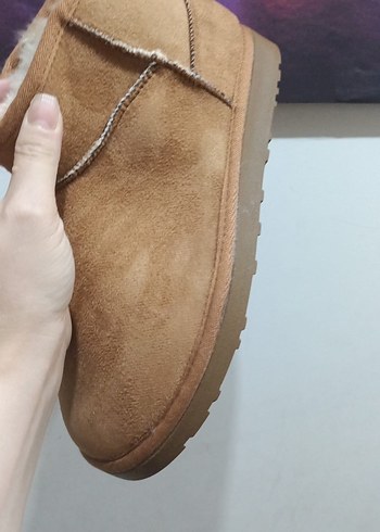 Ugg UGG Bej Süet Tüylü Kadın Bot