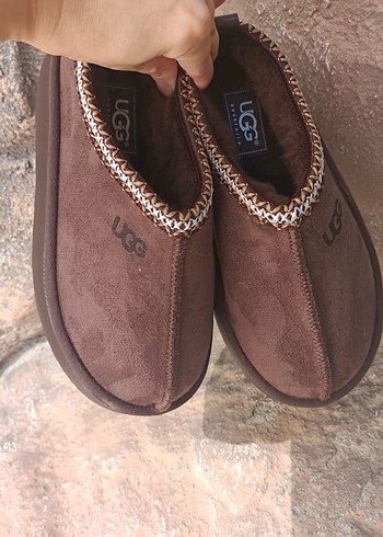 Ugg UGG Kahverengi Tüylü Kadın Dolgu Topuk Terlik