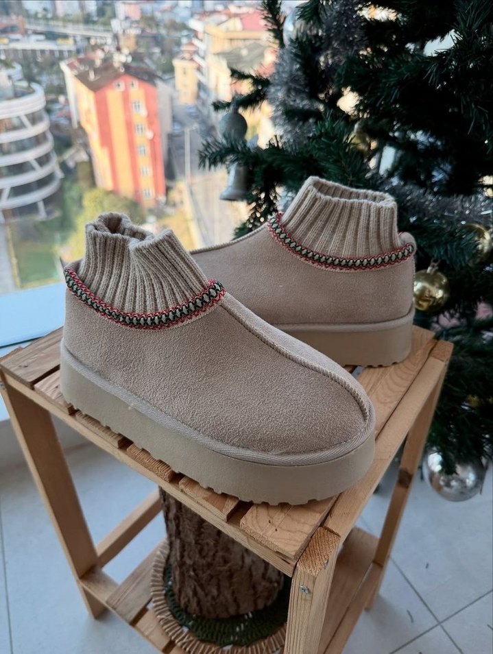 Ugg Çoraplı Ugg Tazz Sliper Bej | Gardrops
