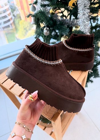 Ugg Çoraplı Tazz Sliper Bot | Gardrops