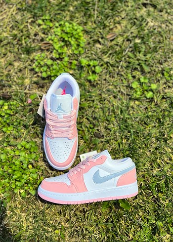 Nike Air Jordan 1 Low - Görsel 2