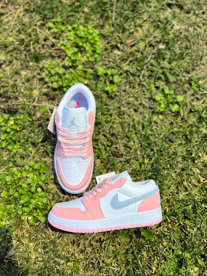 Nike Air Jordan 1 Low - Görsel 2