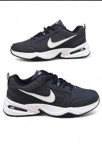 Nike Monarch