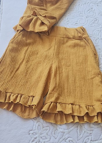 Sarı Fırfırlı Nakışlı Kız Bebek Takımı - Görsel 6