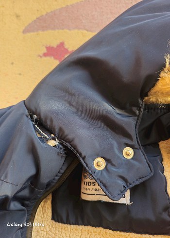 Kürklü Kapüşonlu Erkek Çocuk mont - Görsel 5