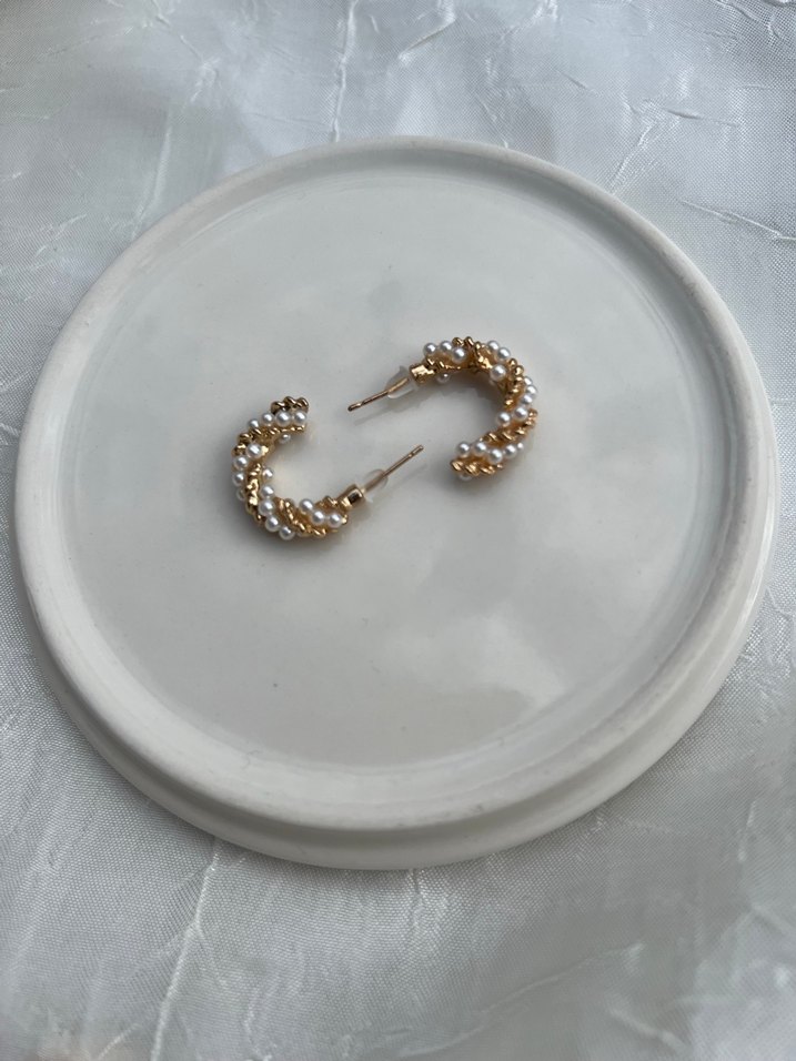 İnci Boncuklu Mini Altın Küpe - Görsel 2