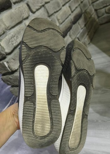 Yılan Desenli Gri Dolgu Topuklu Spor Ayakkabı - Görsel 6