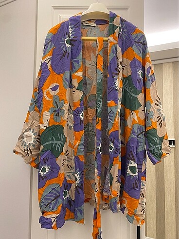 Çiçek desenli kimono