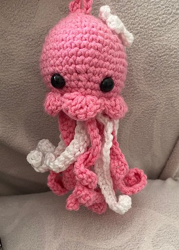Pembe Amigurumi tokalı deniz anası