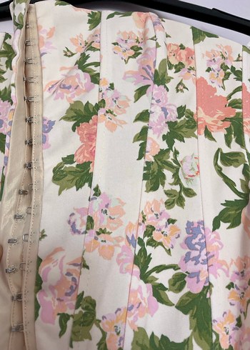 Beyaz Çiçekli Straplez Kız Bluz - Görsel 4