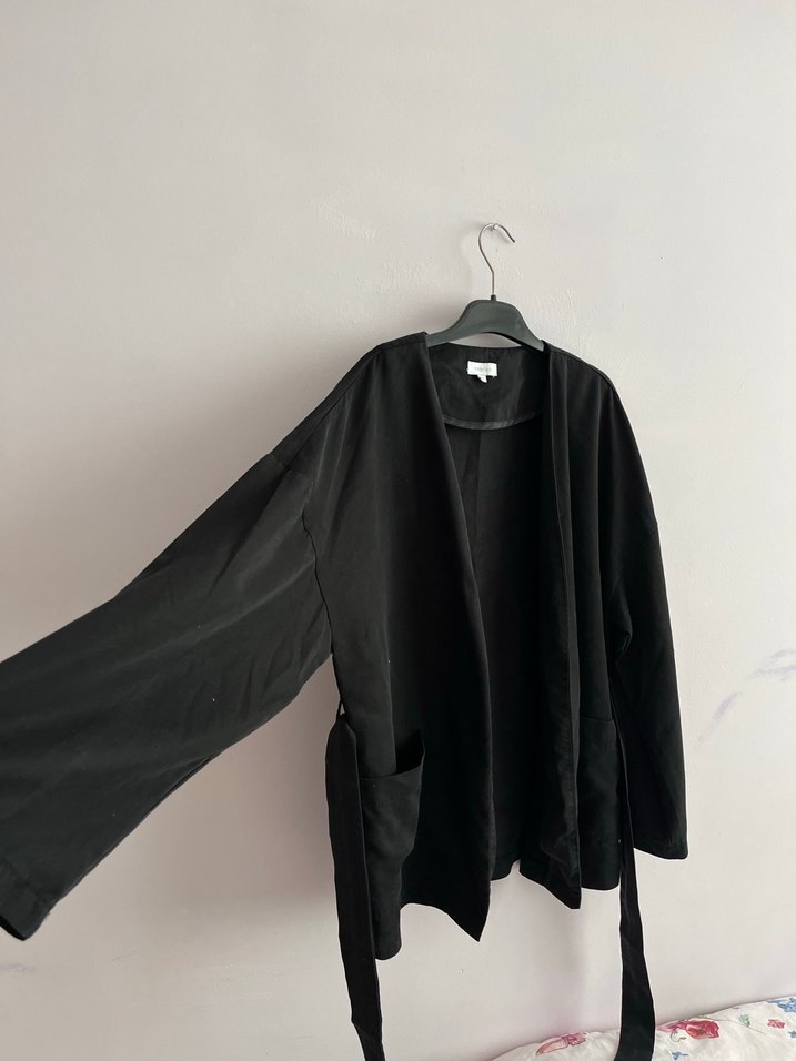 Siyah Kuşaklı Midi Kadın ceket - Görsel 2