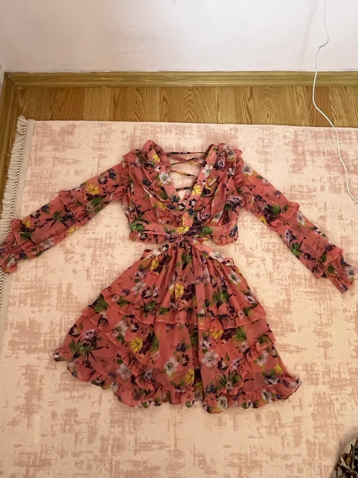 Pembe V Yaka Fırfırlı Mini Bohem Elbise - Görsel 3