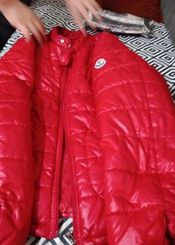Kırmızı Parlak erkek mont yenii - Görsel 3
