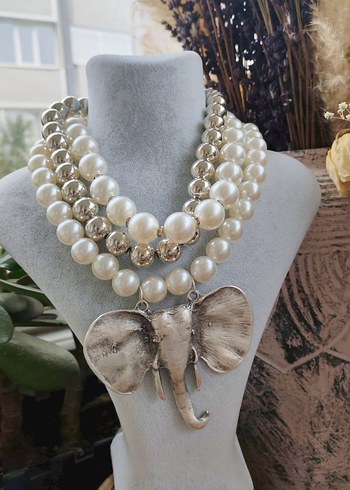 Uzun Beyaz Boncuklu Bohem Kadın Kolye - Görsel 2