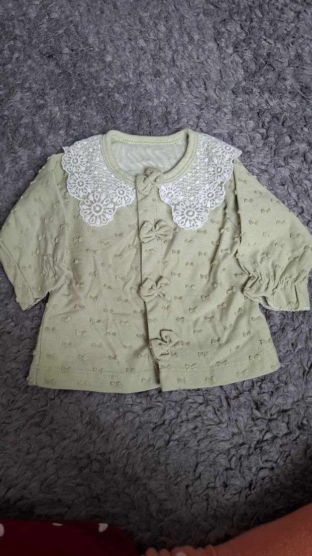 Dantel Detaylı Yeşil Bebek Hastane Kıyafeti - Görsel 3