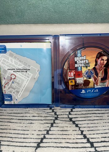 PS4 Grand Theft Auto V Premium Edition - Görsel 2