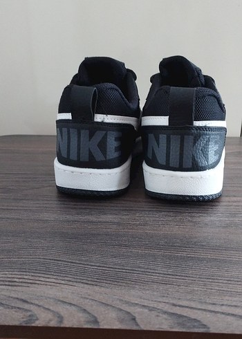 Nike Nike Kadın Siyah Bağcıklı Spor Ayakkabı