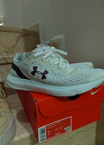 Under Armour  - Görsel 4