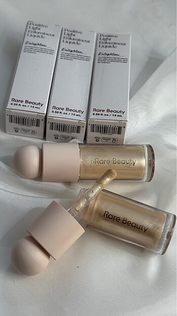 Rare Beauty Highlighter
