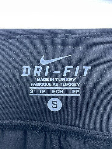 s Beden siyah Renk Nike Mini Şort %70 İndirimli.