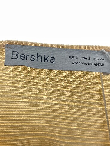 s Beden çeşitli Renk Bershka Kısa Elbise %70 İndirimli.